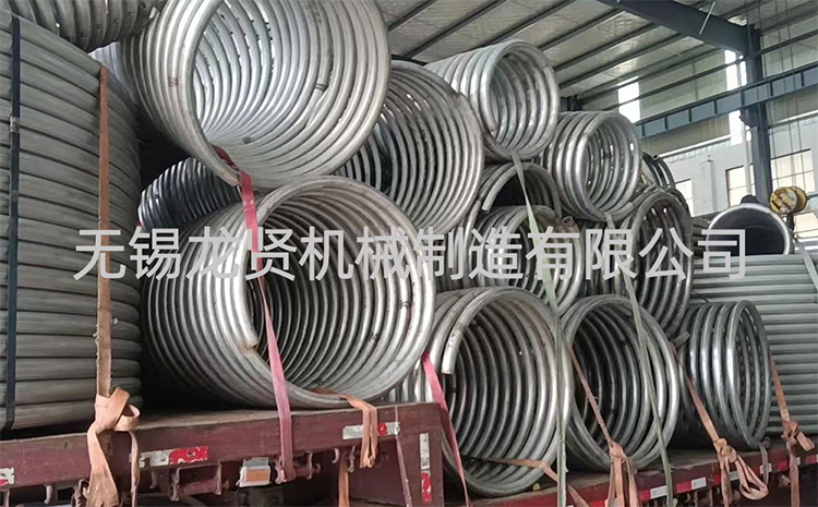 304不銹鋼盤(pán)管質(zhì)量好還是碳鋼的好？