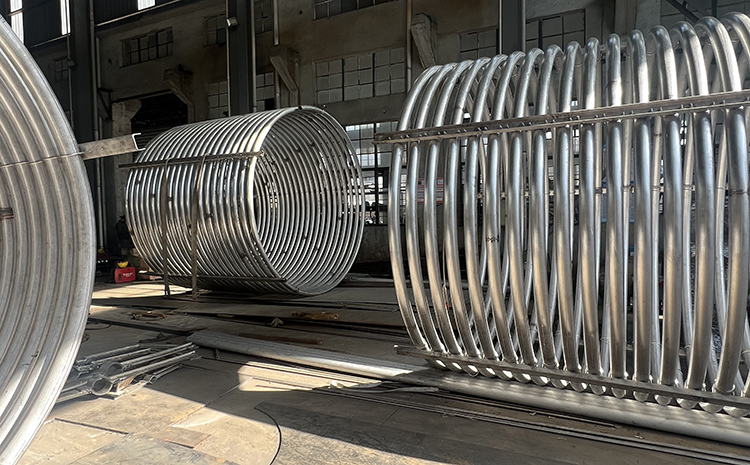 無錫龍賢機(jī)械制造有限公司生產(chǎn)哪些類型的不銹鋼管？